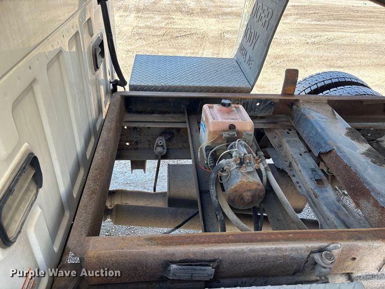 image for item EA4543 2007 Ford F450 Super Duty dump truck