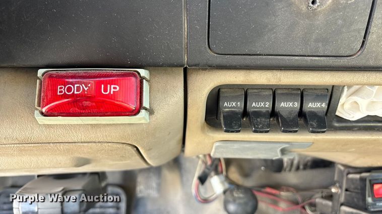 image for item EA4543 2007 Ford F450 Super Duty dump truck