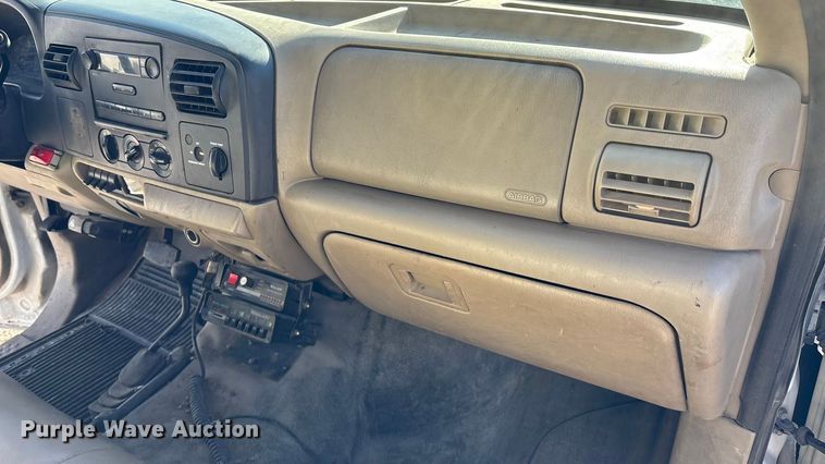 image for item EA4543 2007 Ford F450 Super Duty dump truck