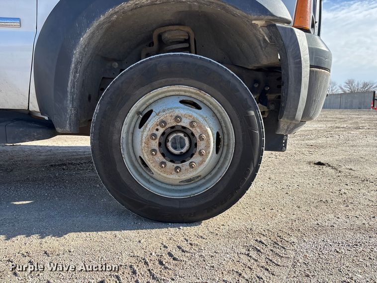 image for item EA4543 2007 Ford F450 Super Duty dump truck