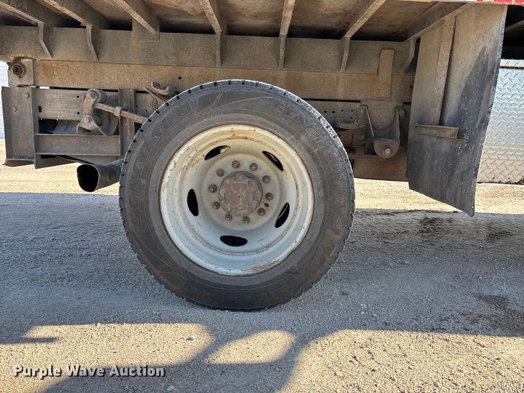 image for item EA4543 2007 Ford F450 Super Duty dump truck