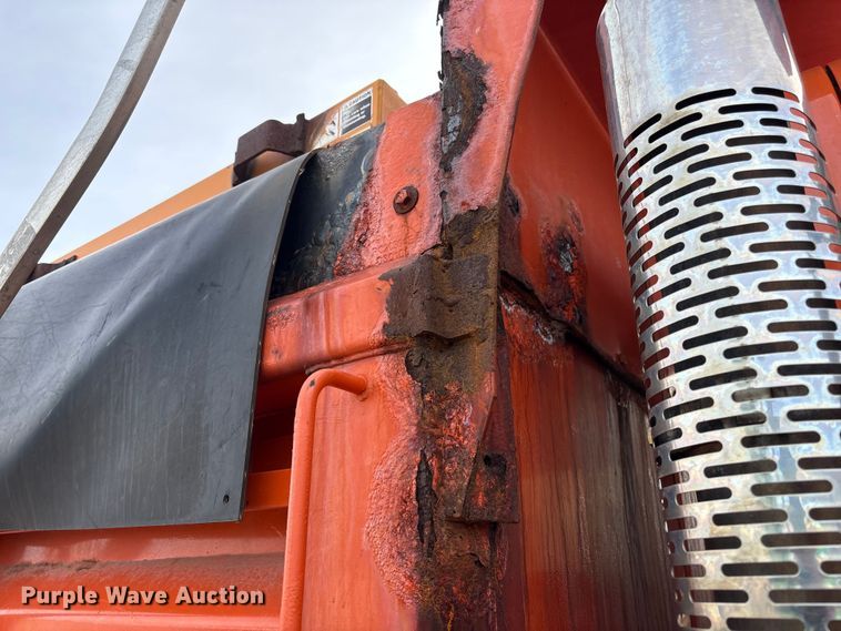 image for item EA4545 2009 International 7400 dump truck