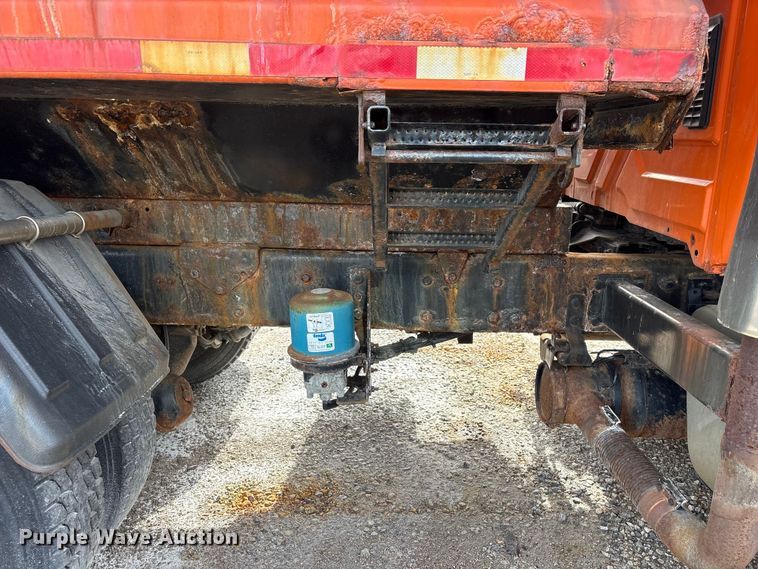 image for item EA4545 2009 International 7400 dump truck