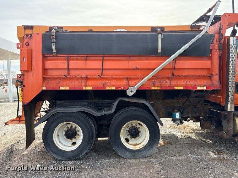 image for item EA4545 2009 International 7400 dump truck