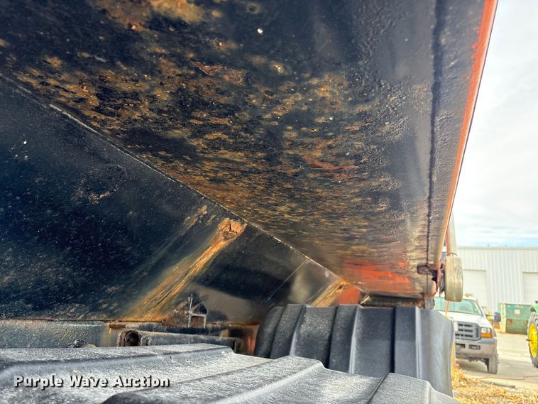 image for item EA4545 2009 International 7400 dump truck