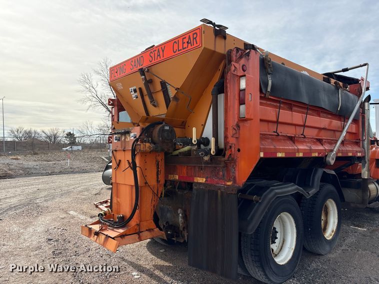 image for item EA4545 2009 International 7400 dump truck