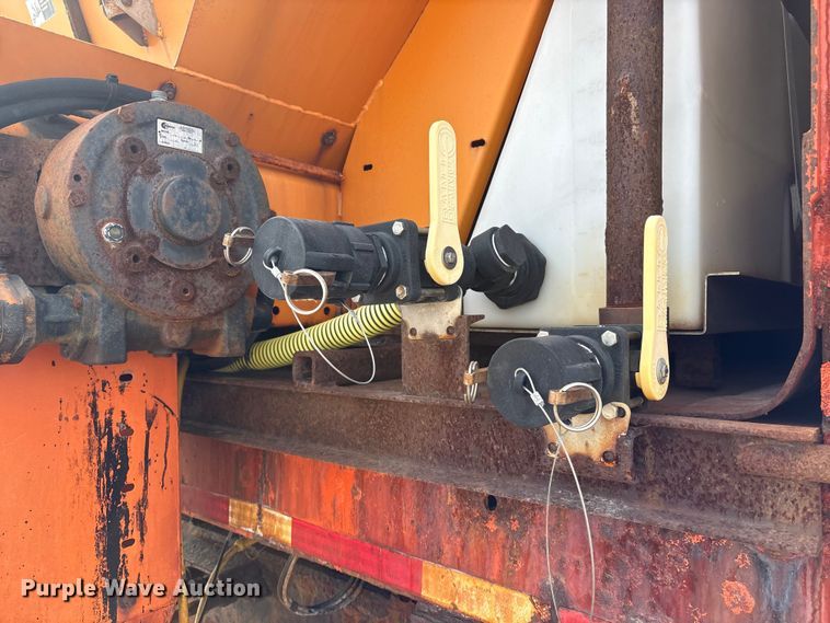 image for item EA4545 2009 International 7400 dump truck