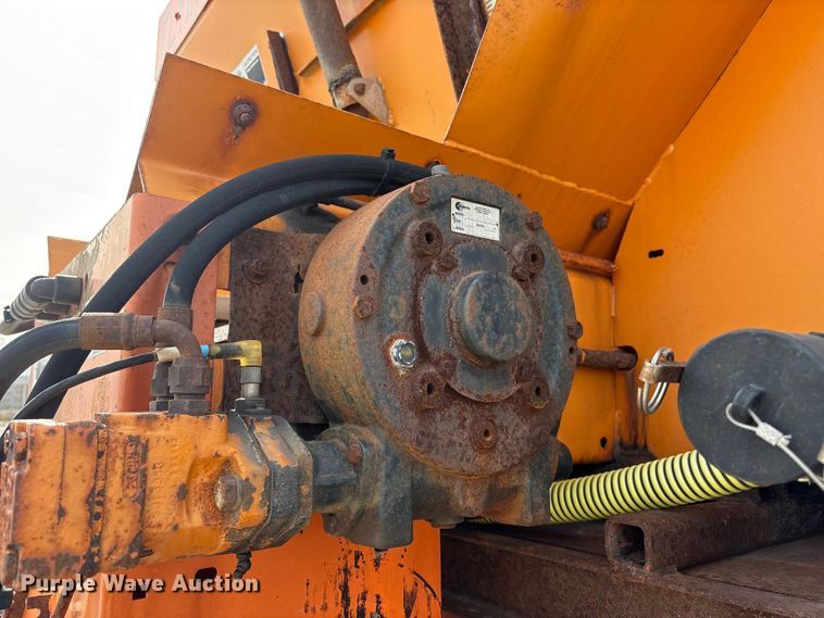 image for item EA4545 2009 International 7400 dump truck