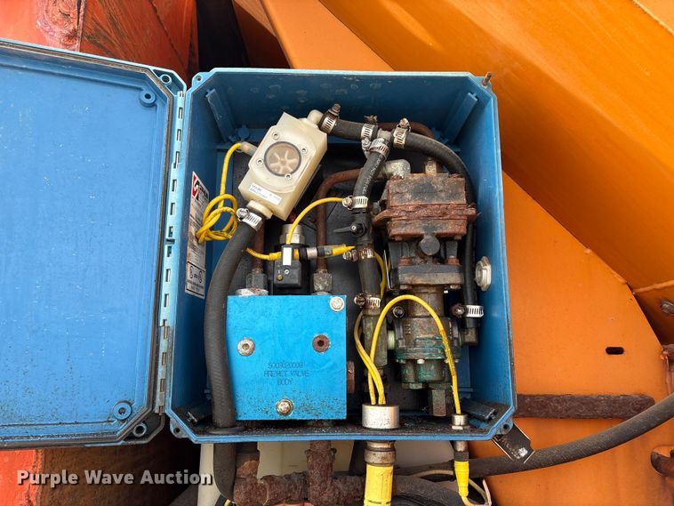 image for item EA4545 2009 International 7400 dump truck