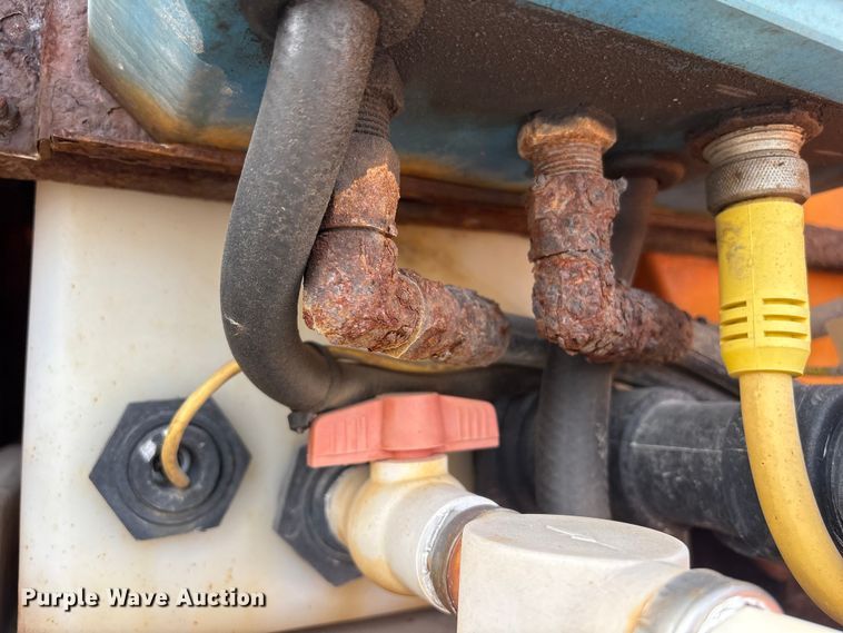 image for item EA4545 2009 International 7400 dump truck