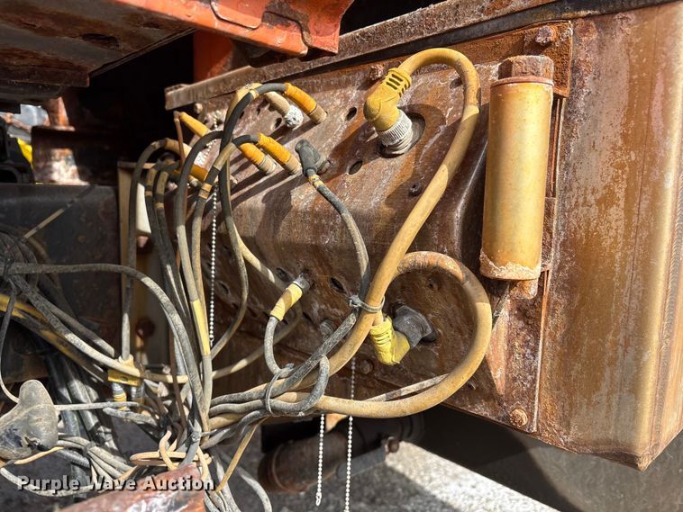 image for item EA4545 2009 International 7400 dump truck