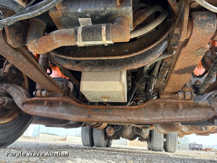 image for item EA4545 2009 International 7400 dump truck