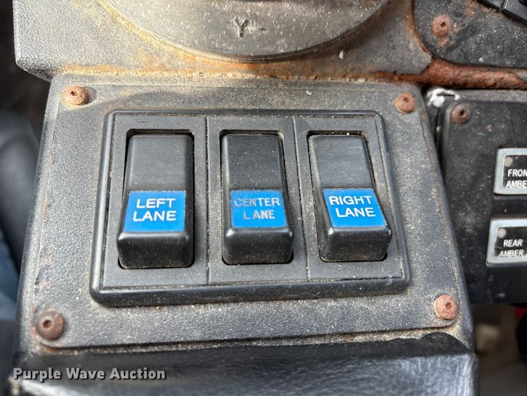 image for item EA4545 2009 International 7400 dump truck