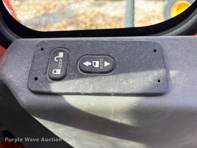 image for item EA4545 2009 International 7400 dump truck