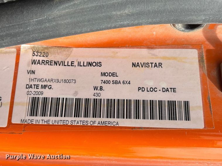 image for item EA4545 2009 International 7400 dump truck