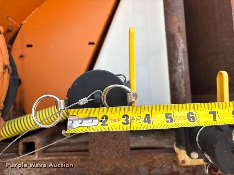 image for item EA4548 2007 International 7400 dump truck