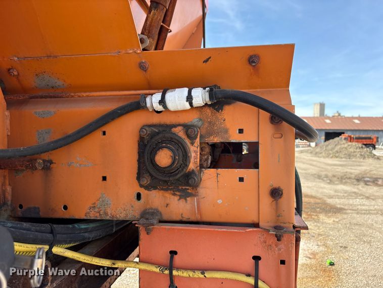 image for item EA4548 2007 International 7400 dump truck