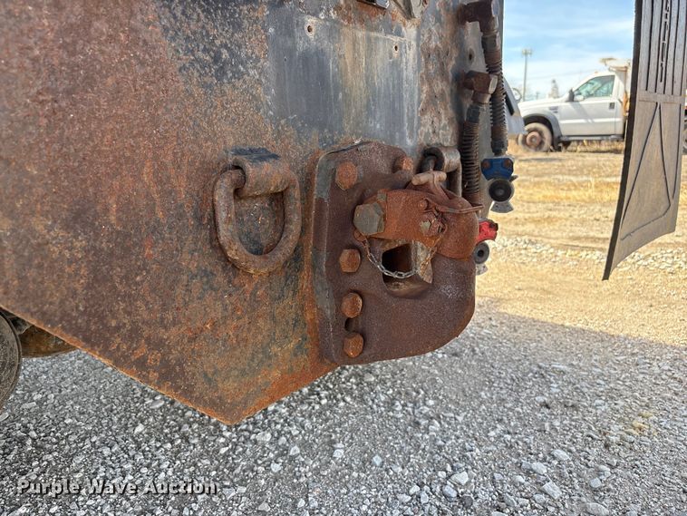 image for item EA4548 2007 International 7400 dump truck