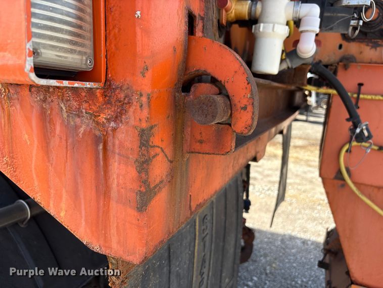 image for item EA4548 2007 International 7400 dump truck