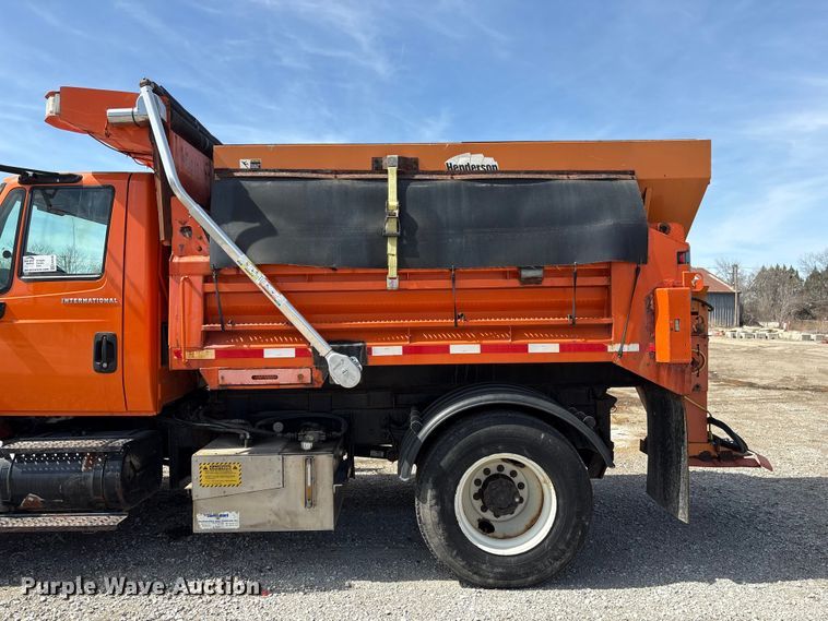 image for item EA4548 2007 International 7400 dump truck