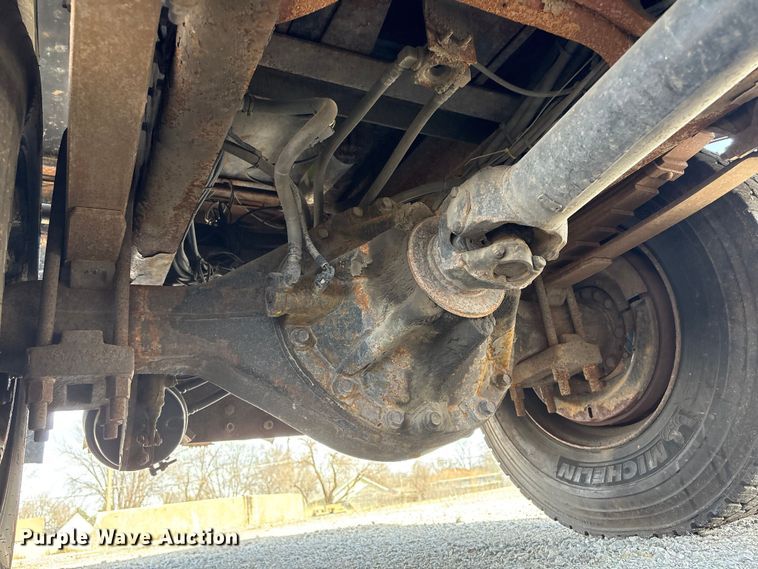 image for item EA4548 2007 International 7400 dump truck