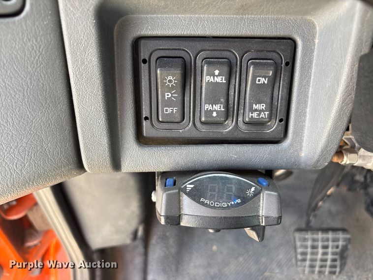 image for item EA4548 2007 International 7400 dump truck