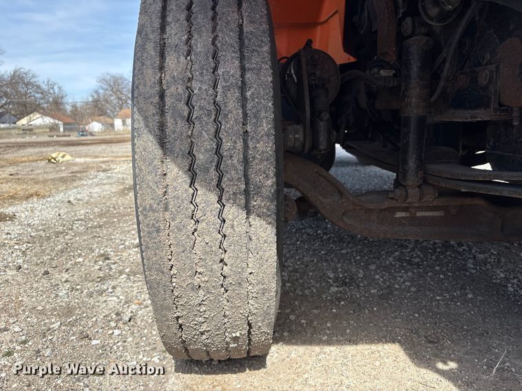 image for item EA4548 2007 International 7400 dump truck