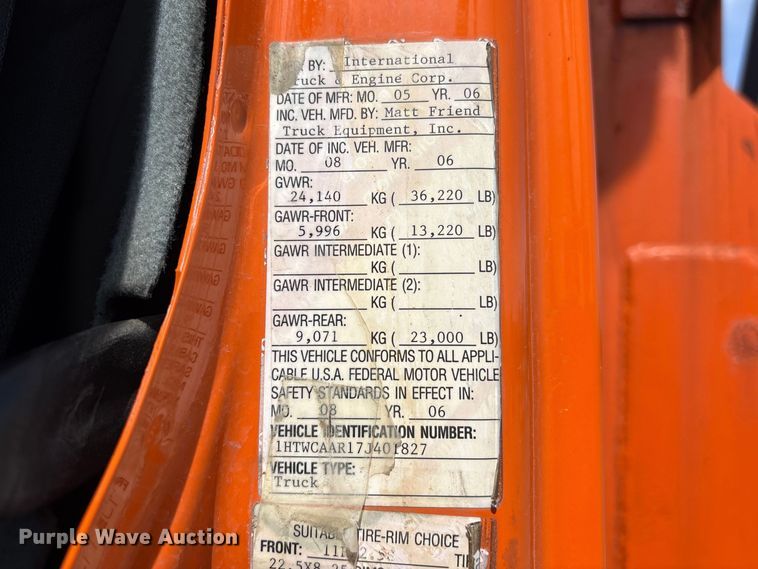 image for item EA4548 2007 International 7400 dump truck