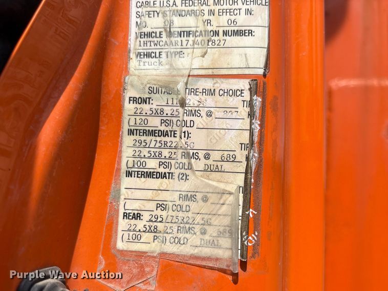 image for item EA4548 2007 International 7400 dump truck