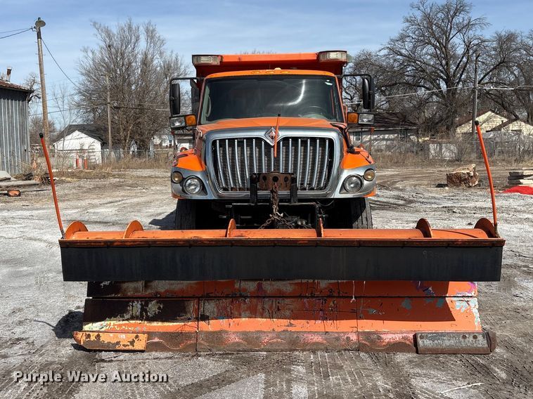 image for item EA4549 2009 International WorkStar dump truck