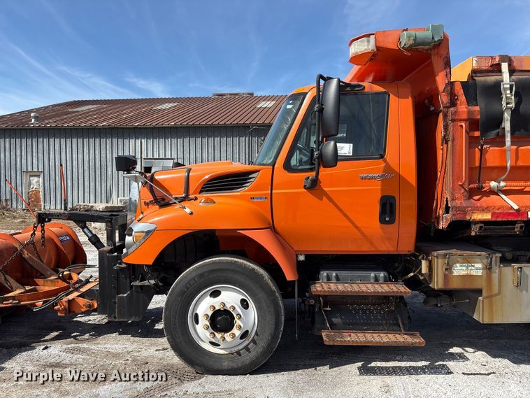 image for item EA4549 2009 International WorkStar dump truck