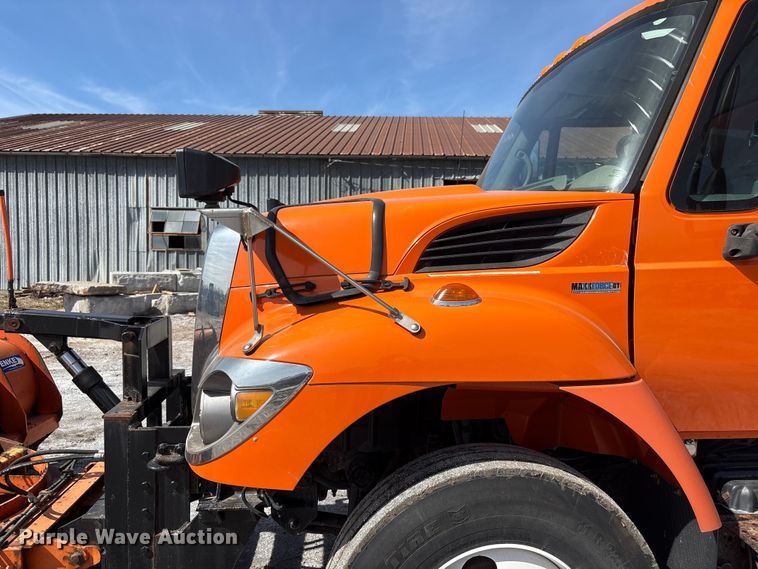 image for item EA4549 2009 International WorkStar dump truck