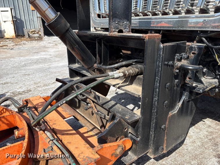 image for item EA4549 2009 International WorkStar dump truck