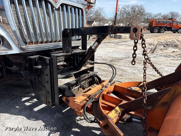 image for item EA4549 2009 International WorkStar dump truck