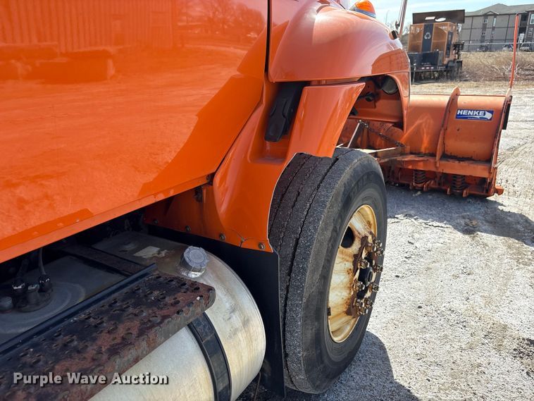 image for item EA4549 2009 International WorkStar dump truck