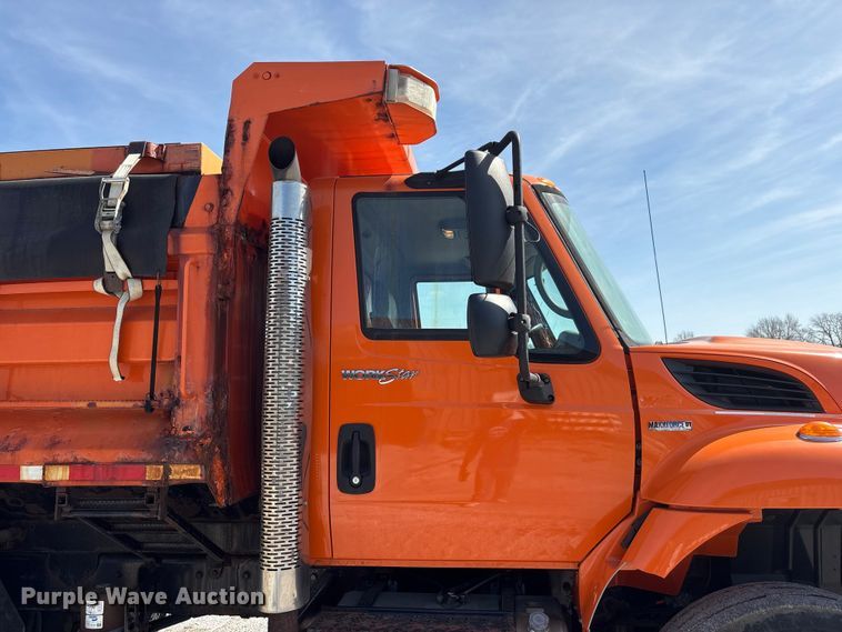 image for item EA4549 2009 International WorkStar dump truck