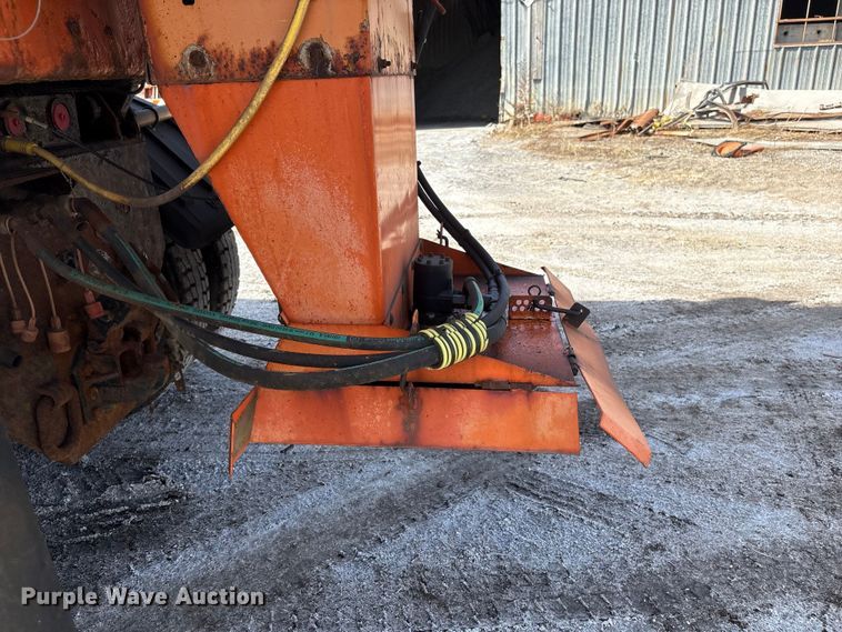 image for item EA4549 2009 International WorkStar dump truck