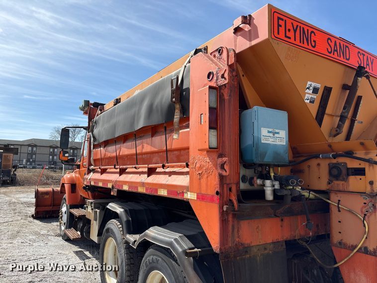 image for item EA4549 2009 International WorkStar dump truck