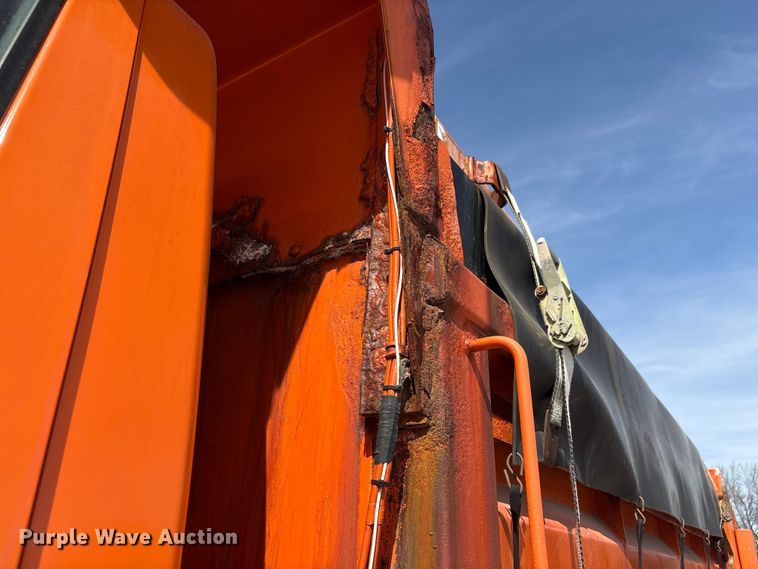 image for item EA4549 2009 International WorkStar dump truck