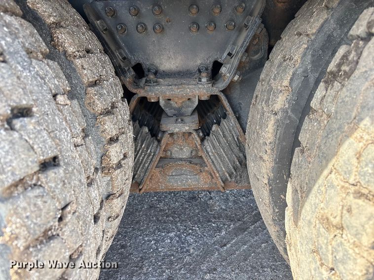 image for item EA4549 2009 International WorkStar dump truck