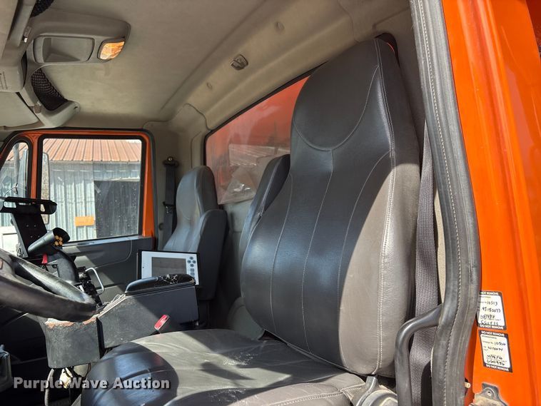 image for item EA4549 2009 International WorkStar dump truck