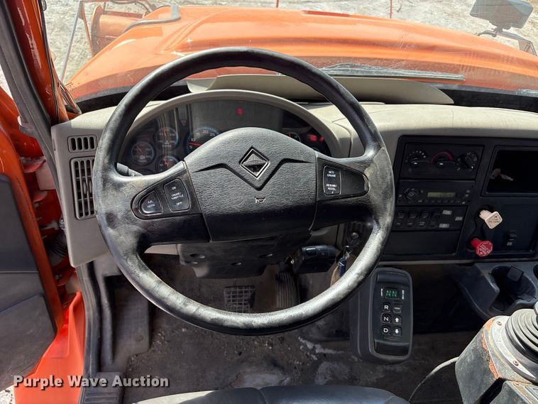 image for item EA4549 2009 International WorkStar dump truck