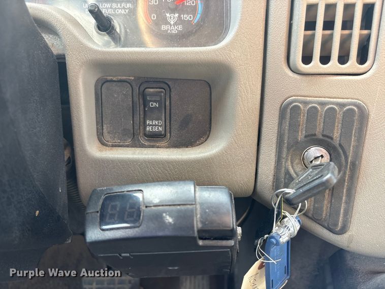 image for item EA4549 2009 International WorkStar dump truck