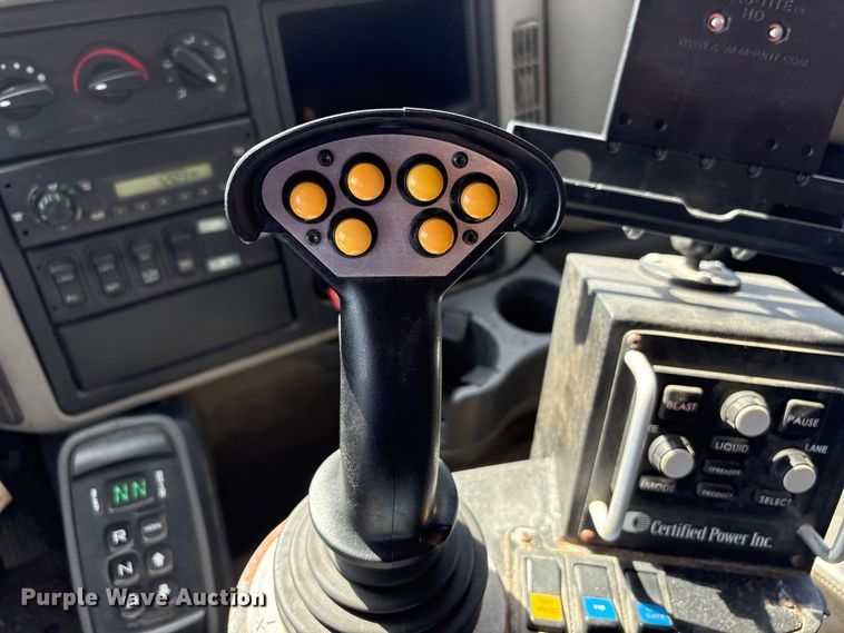 image for item EA4549 2009 International WorkStar dump truck