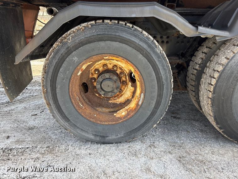 image for item EA4549 2009 International WorkStar dump truck