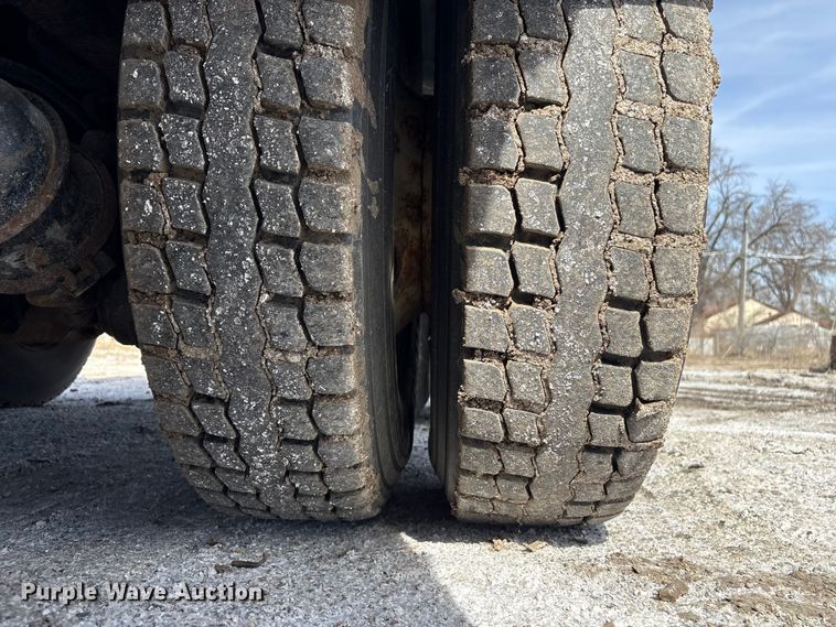 image for item EA4549 2009 International WorkStar dump truck