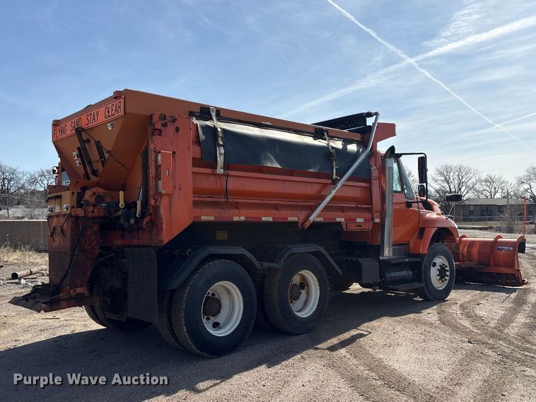 image for item EA4550 2008 International Workstar 7400 dump truck