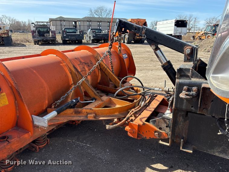 image for item EA4550 2008 International Workstar 7400 dump truck