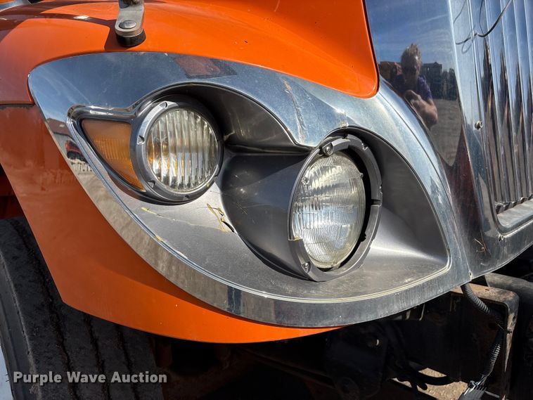 image for item EA4550 2008 International Workstar 7400 dump truck