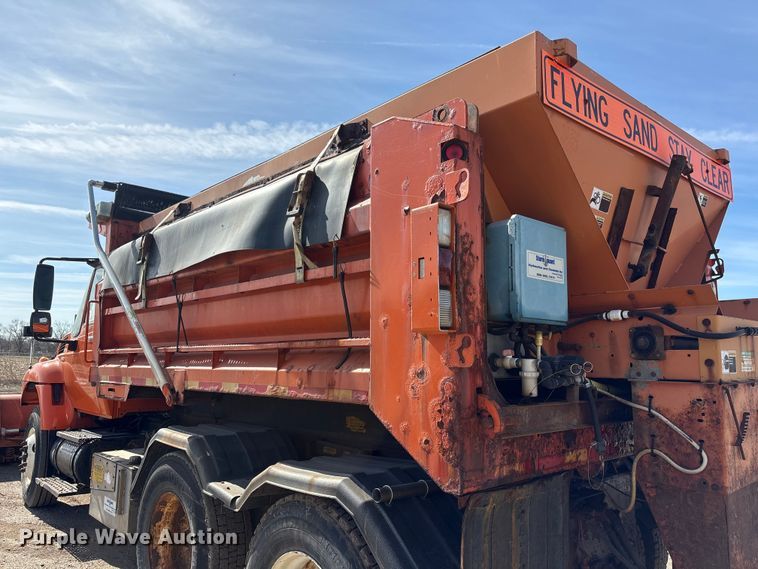 image for item EA4550 2008 International Workstar 7400 dump truck